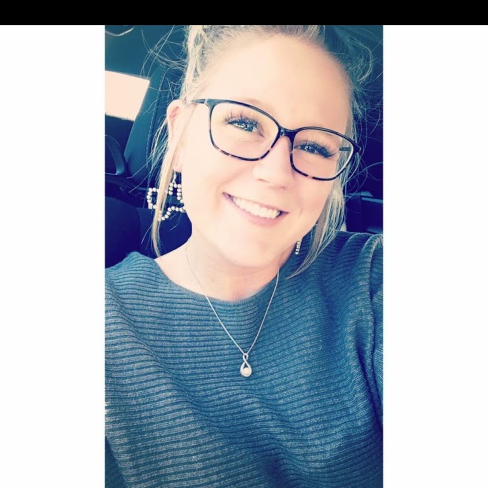 Meet your Posher, Laken